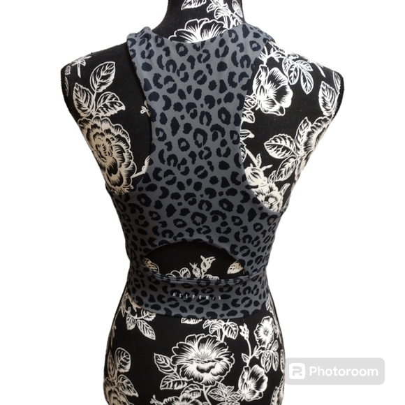 All Fenix Jagger Leopard Sports Bra - Picture 5 of 6